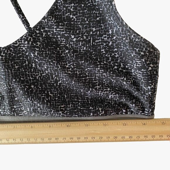 Under Armour Sports Bra Size L Gray/Black Pre-owned - Picture 6 of 6